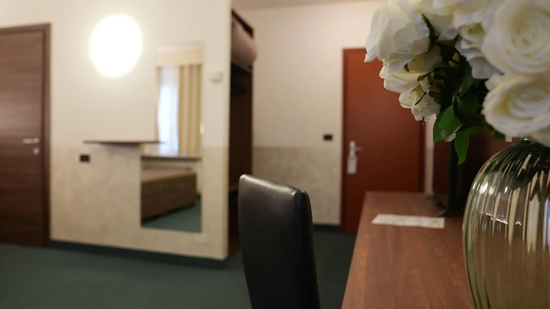 Hotel Albatros Mestre 4*,